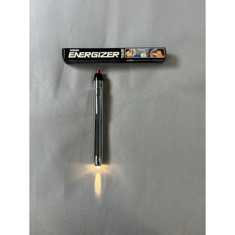 Vintage Eveready Energizer Penlight No 9215